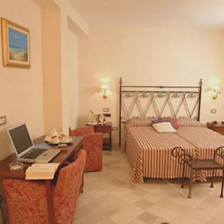 Relais Sant'eligio Hotel 4*