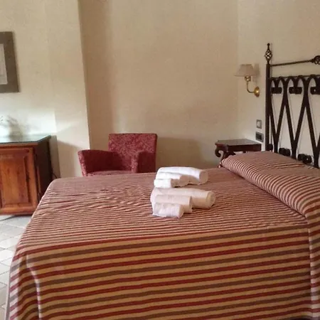 Hotel Relais Sant'eligio 4*